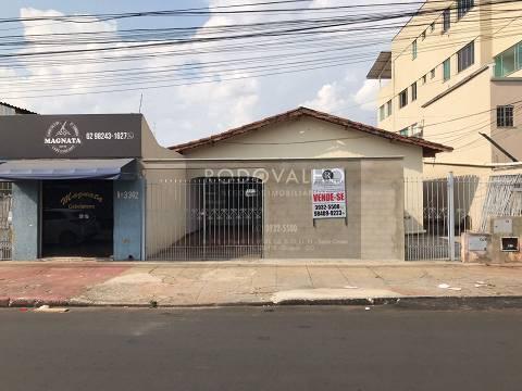 EXCELENTE IMOVL PARA RENDA COM 435 M  DE AREA SETOR COIMBRA.
